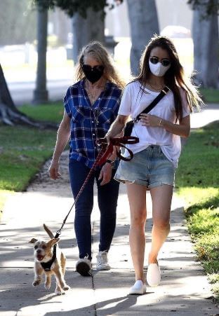 Jill Tavelman, with her daughter, Lily